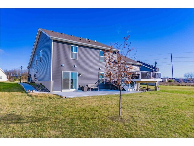 Building Photo - 20585 Geyser Ct
