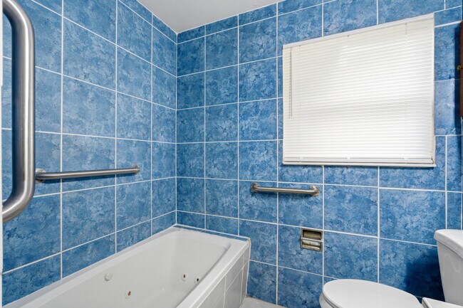 Building Photo - 8043 Joffre Dr