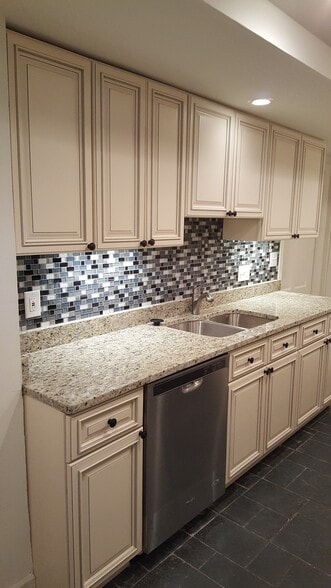 Building Photo - 3340 Prospect St NW