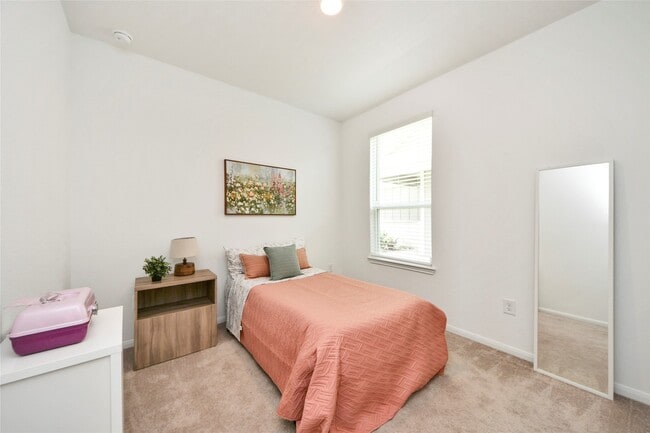 Building Photo - 23663 Cranberry Grader Ln