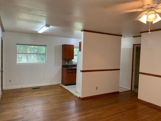 Building Photo - 4/2 House on Atkamire Drive, available now!