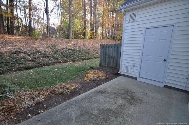 Building Photo - 117 Arbor Light Rd