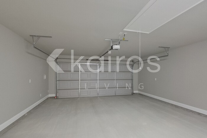 Building Photo - 22863 Monterey Ave