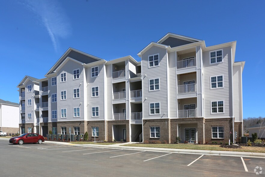 Arrowhead Apartments 1010 Flats Ave Mebane NC 27302 Apartment Finder
