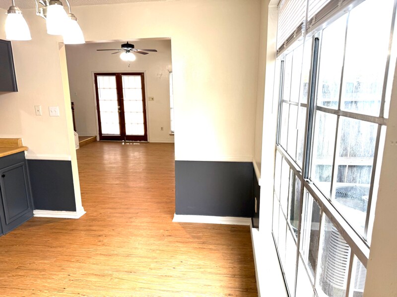 Building Photo - 3149 O'Neal Ln