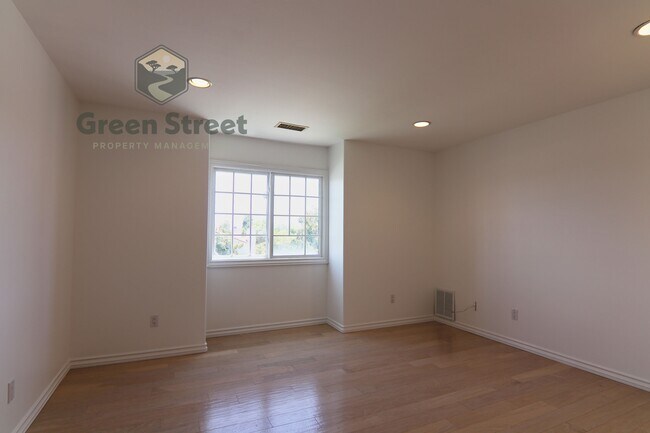 Building Photo - 4085 Honeycutt St