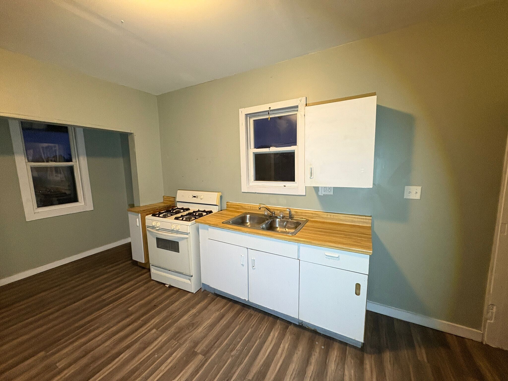 Building Photo - 1314 Dawson St