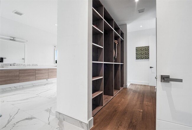 Building Photo - 16529 Botaniko Dr N