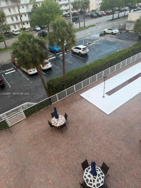 Building Photo - 2200 E Hallandale Beach Blvd