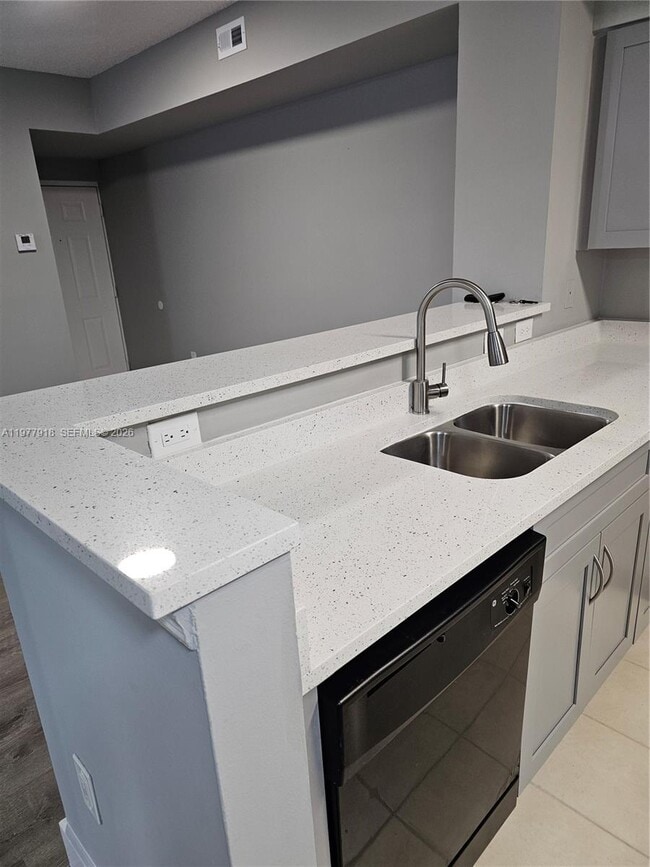 Building Photo - 2320 E Preserve Way