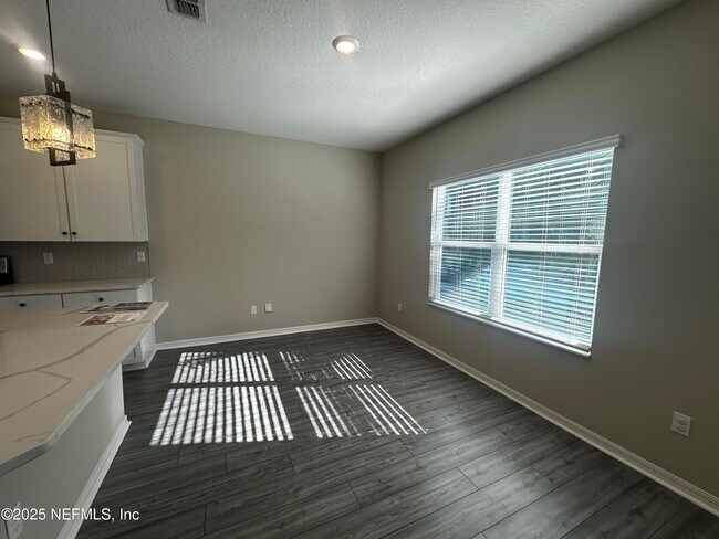 Building Photo - 101 Sailors Landing Ct