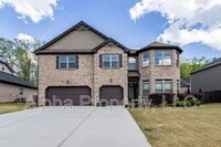 Building Photo - 208 Meritta Trail