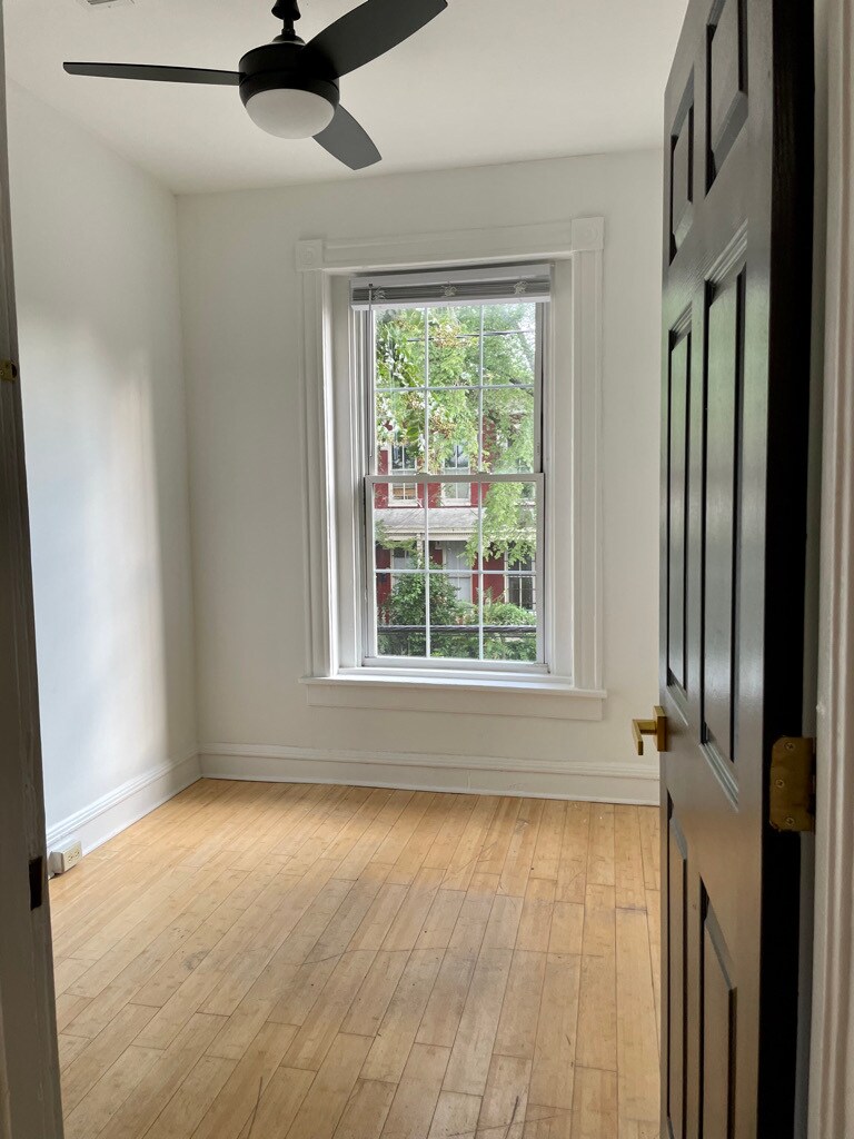 Bedroom #1 - 140 W Clay St