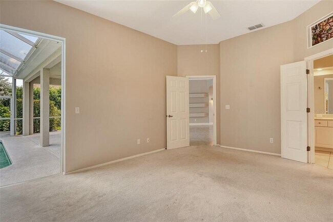 Building Photo - 5001 Sturbridge Ct