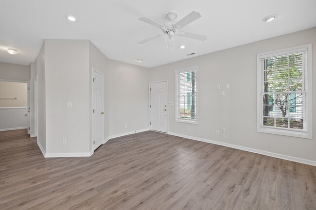 Building Photo - 1713 Kudrow Ln