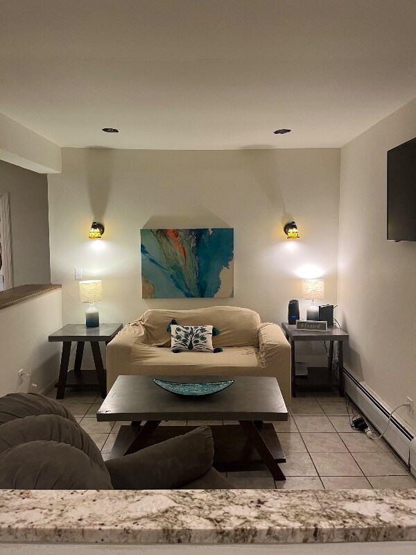 Building Photo - 33 Skidmore Rd