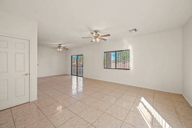 Building Photo - 8254 W Kerr St