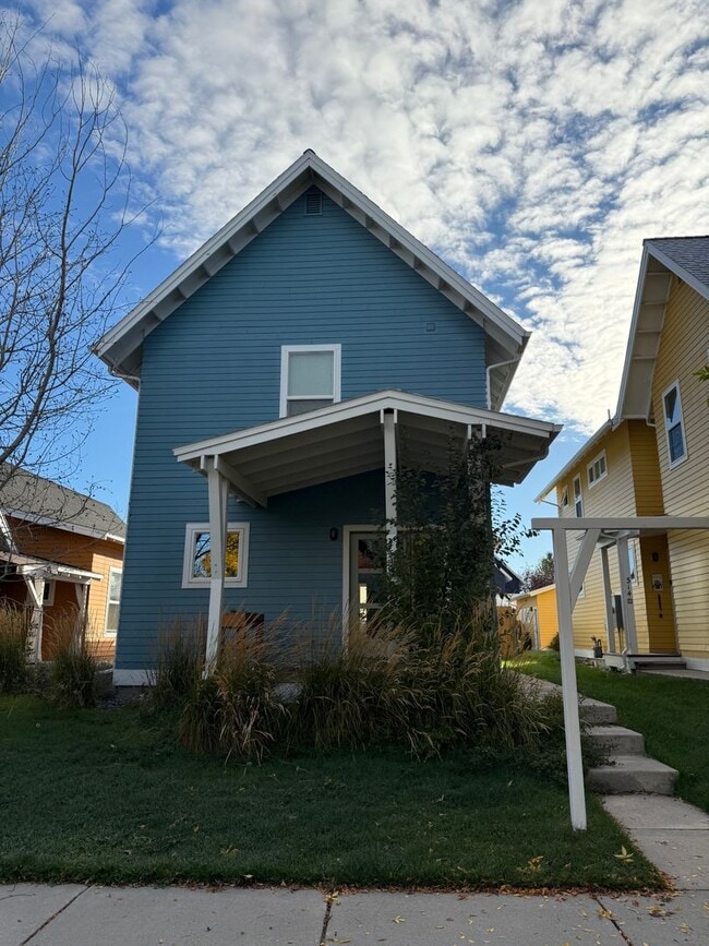 Primary Photo - Single Family Home for Rent in the Valley ...
