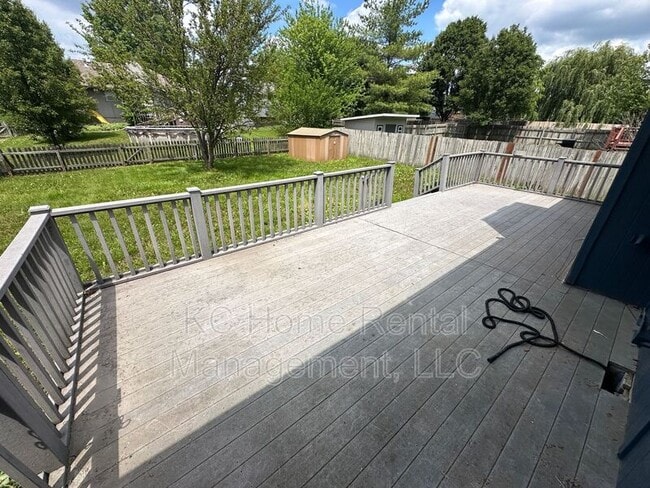 Building Photo - 1400 Cypress Dr
