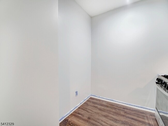 Building Photo - 209 N 4th St