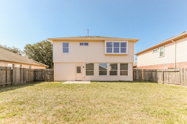 Building Photo - 19235 Anthurium Ct
