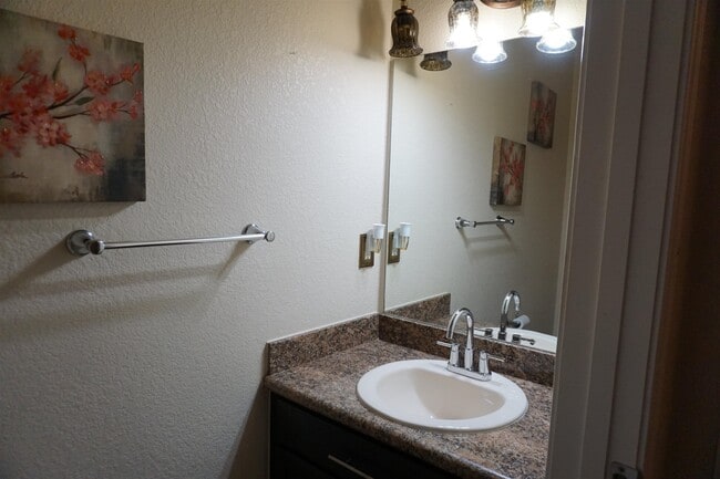 Building Photo - 336 Sabal Loop