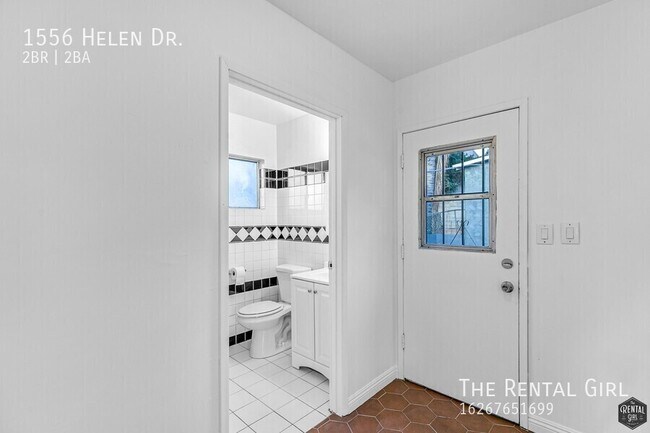 Building Photo - 1556 Helen Dr