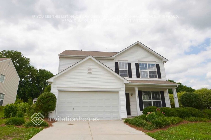 Primary Photo - 6210 Roseway Ct