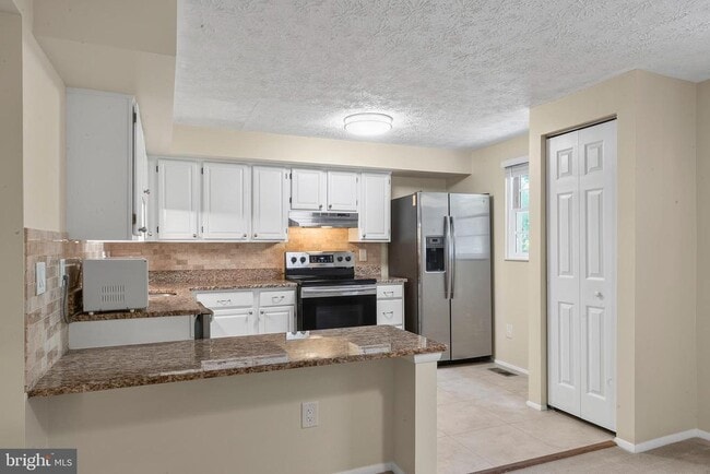 Building Photo - 7973 Tyson Oaks Cir