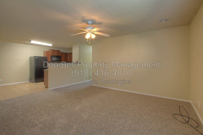 Building Photo - 5807 N 34th St