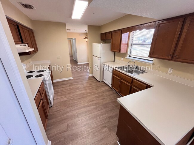 Building Photo - 3 bed/ 2 bath in Middleburg FL