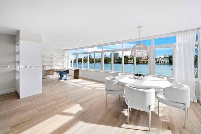 Building Photo - 10001 E Bay Harbor Dr