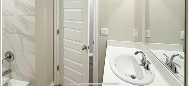 Building Photo - 12509 NW 140th St