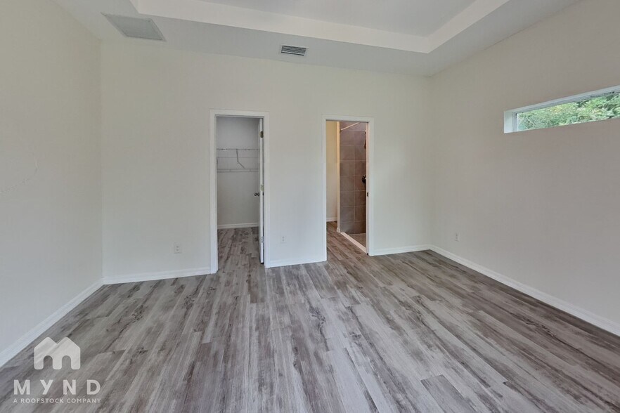 Building Photo - 7356 S Cameo Cir