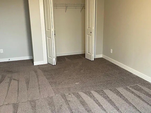 Building Photo - 5440 154th Ct