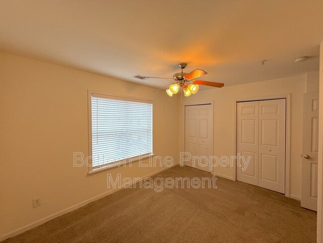 Building Photo - 675 Raya Ct