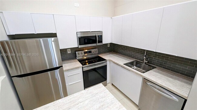 Building Photo - 9179 SW 138th Pl