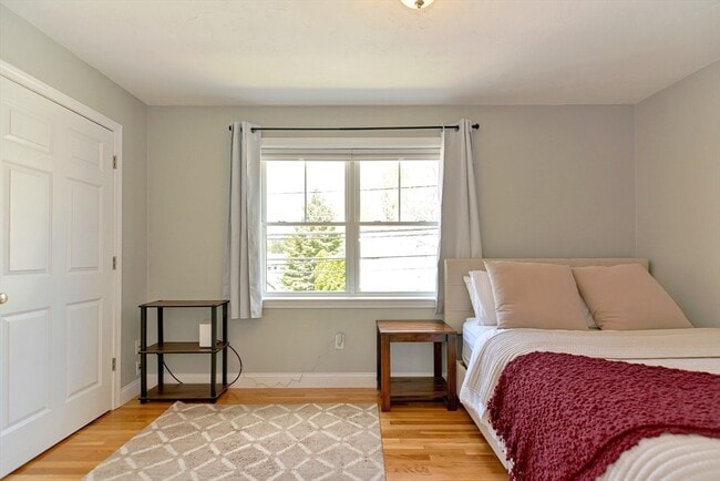 Building Photo - 28 Richardson St