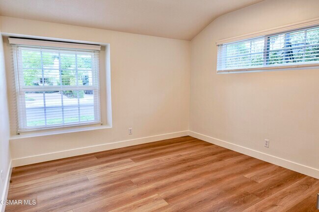 Building Photo - 23939 Oxnard St