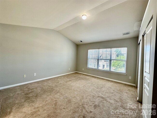 Building Photo - 12660 Persimmon Tree Dr