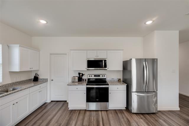 Building Photo - 786 Camden Dr