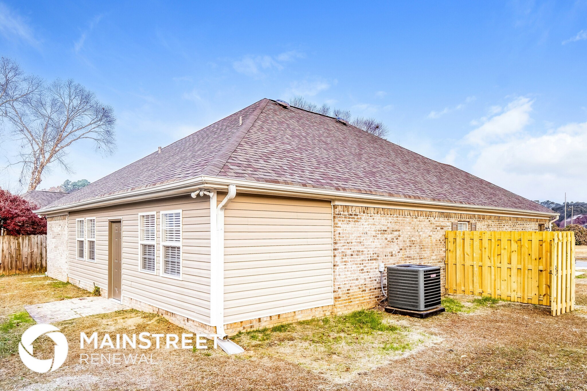 Building Photo - 140 Camellia Ln