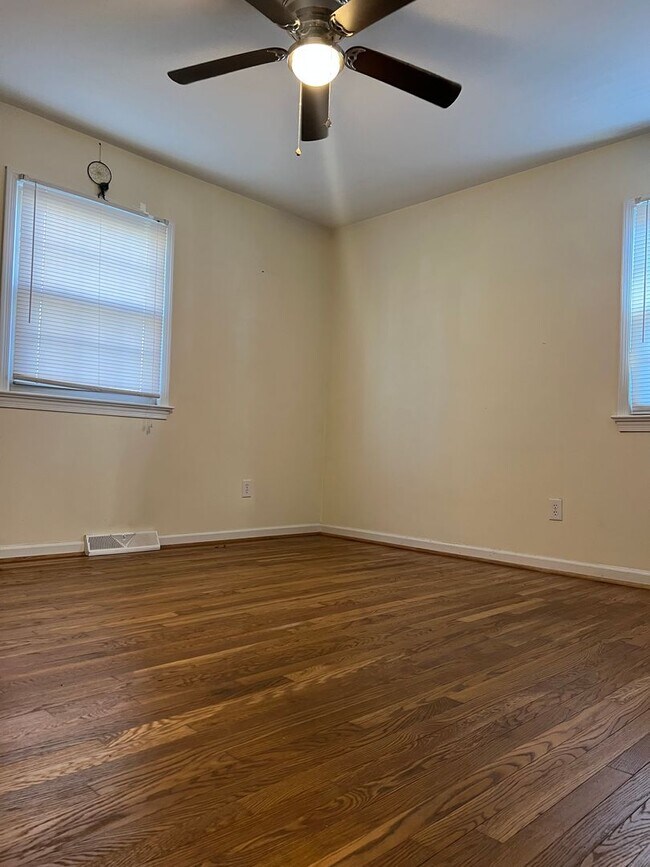 Building Photo - 8530 Orcutt Ave