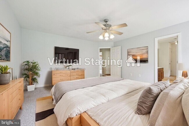 Building Photo - 11607 River Meadows Way