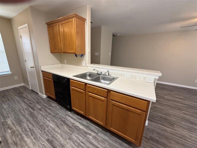 Building Photo - 203 Marvin Cove
