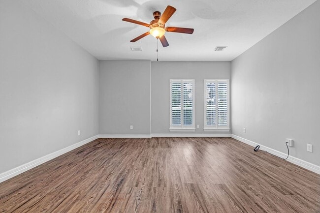 Building Photo - 13527 Brookbluff Ln