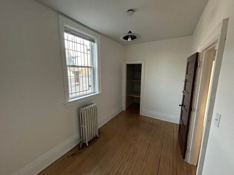 Bedroom 2 - 2379 S Howell Ave