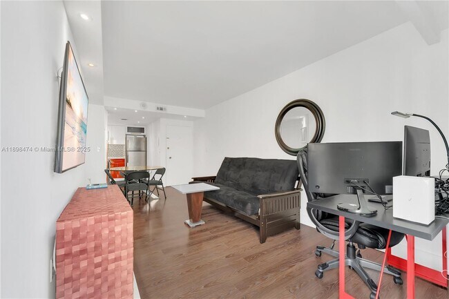 Building Photo - 5555 Collins Ave