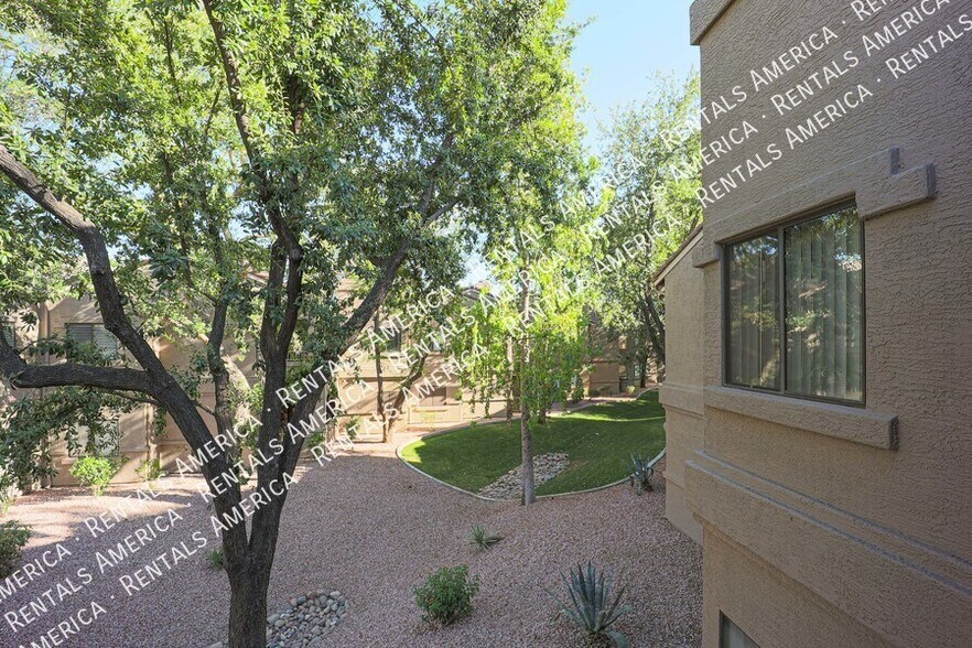 Building Photo - 15050 N Thompson Peak Pkwy