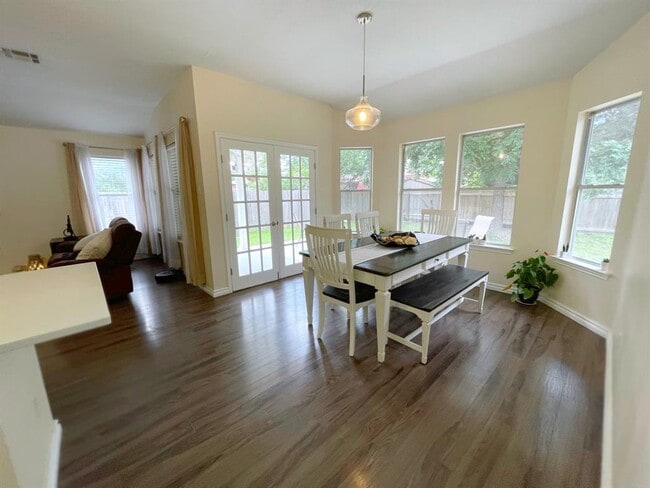 Building Photo - 1700 Zydeco Dr